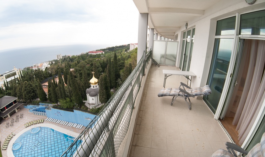 Купить квартиру Респ Крым, г Ялта, пгт Кореиз, Севастопольское шоссе 