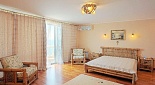 Купить коммерческую недвижимость Респ Крым, г Алушта, поселок Утес 