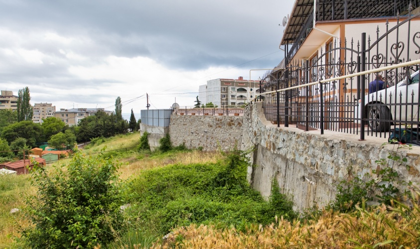 Купить коммерческую недвижимость Респ Крым, г Ялта, пгт Кореиз 