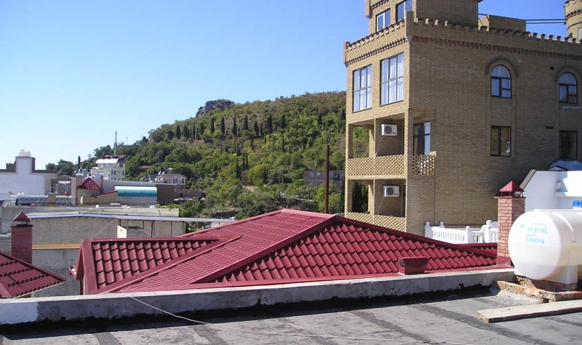 Купить коммерческую недвижимость Респ Крым, г Алушта, поселок Утес 
