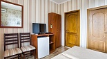 Купить коммерческую недвижимость Респ Крым, г Ялта, пгт Кореиз 
